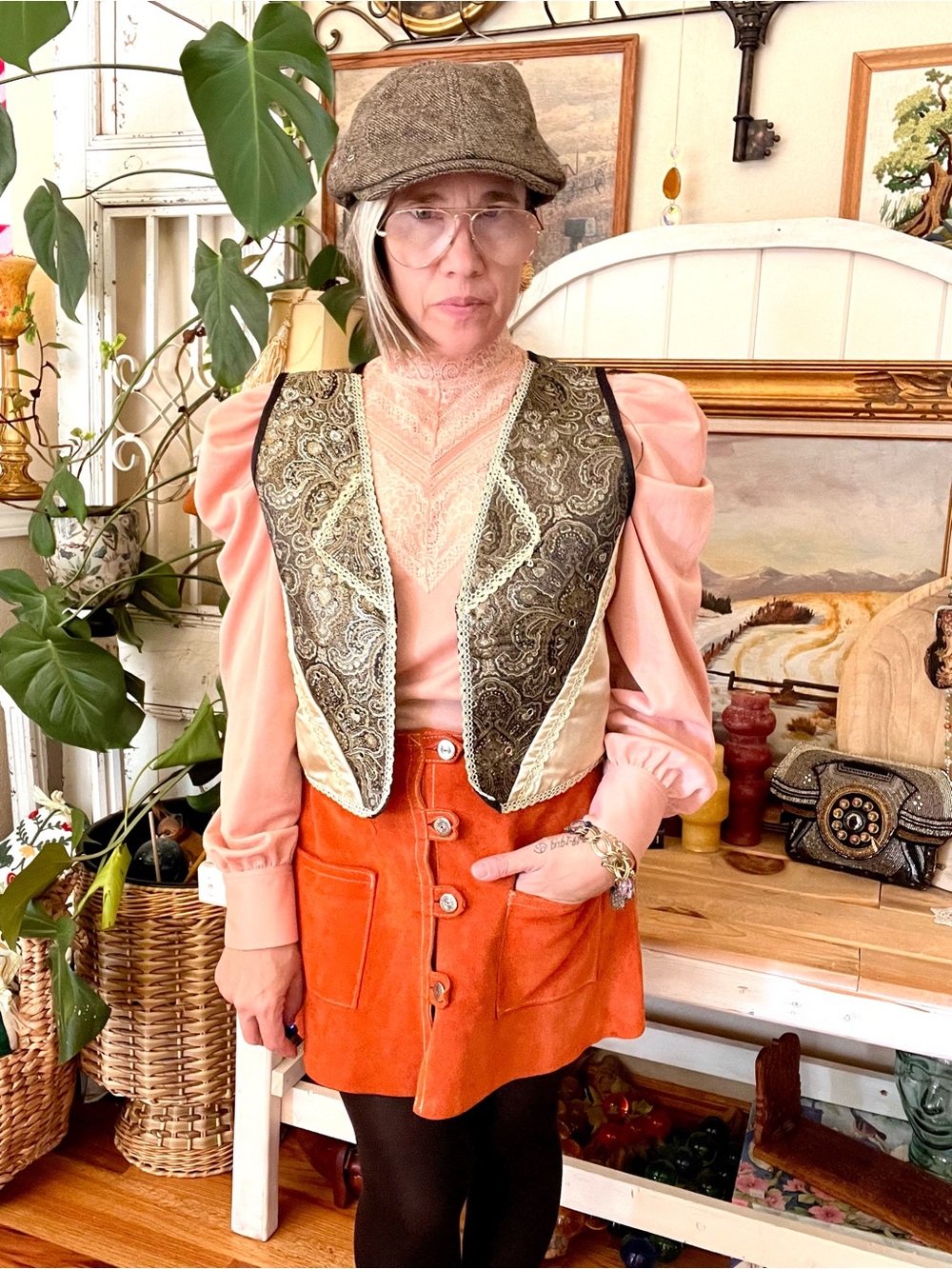 Vintage Orange Suede 1970’s Mod Micro Mini Skirt With Remington Buttons & Pocket - Picture 2 of 11